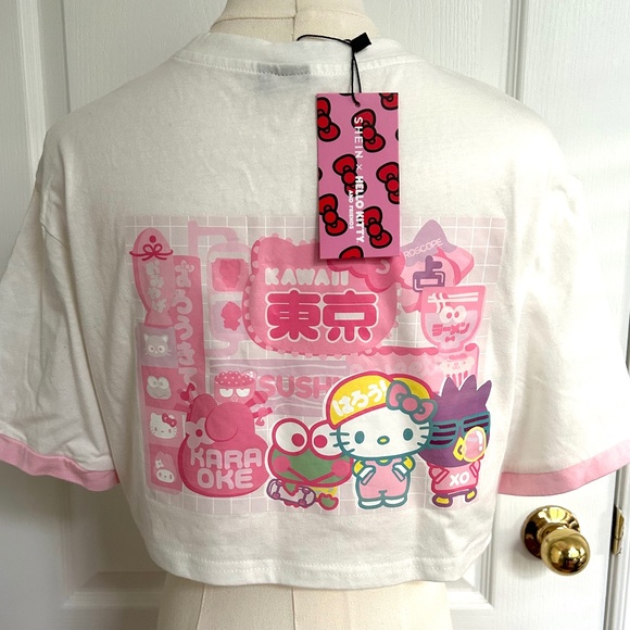 NWT Shein x Hello Kitty Cropped Ringer T-Shirt Medium Kawaii Tokyo White Pink - Picture 3 of 8